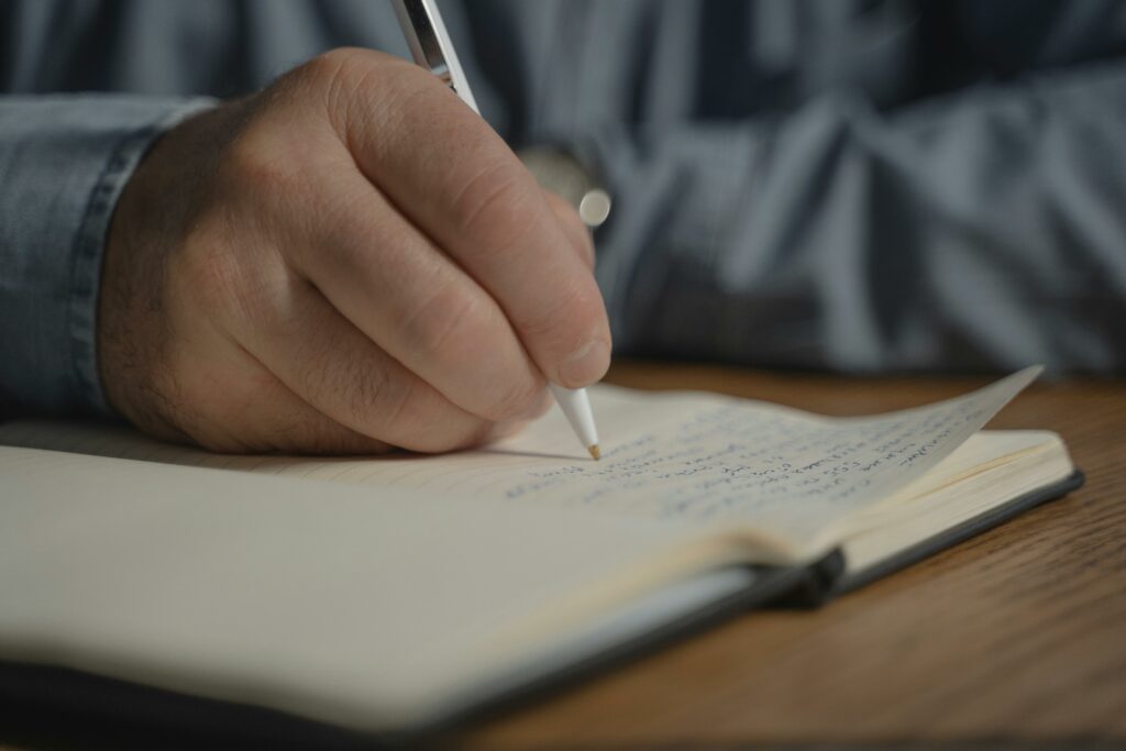 Main écriture autobiographie